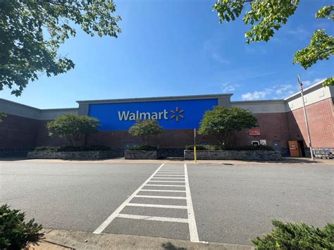 The unknown man caused a panic at the Walmart on Whittlesey Blvd, according to Columbus Police Chief Ricky Boren. As of 4:30 p.m, the threat was over and the man was in custody, Boren said.. 