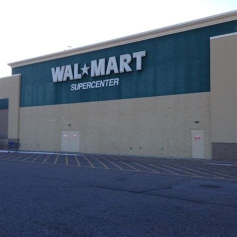 Walmart yankton. Taken together, that's roughly $229 billion, or $35 billion less than Walmart. By comparison Target's food and beverage revenues last year were about $23.9 billion.. … 