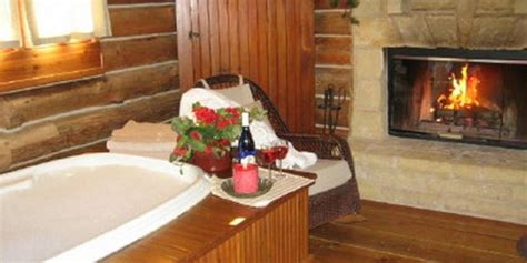 Walnut Ridge Log Cabin Travel Wisconsin