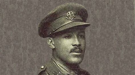 Walter Tull - Wikipedia