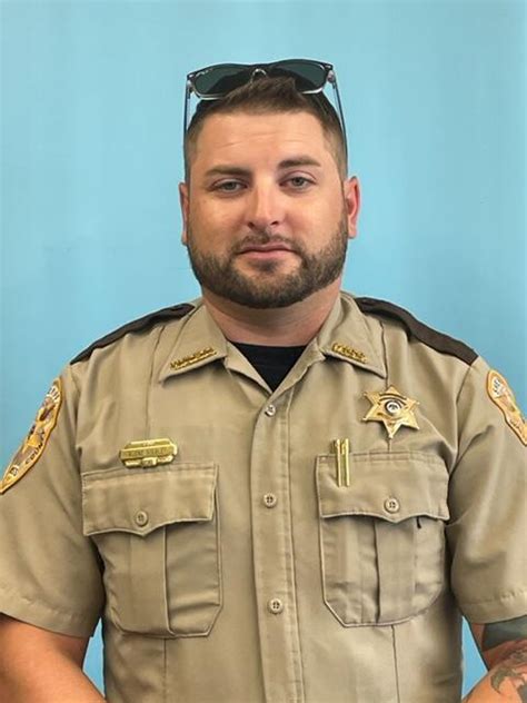 Walthall county sheriff department. May 1, 2021 ... In a release from the Washington Parish Sheriff's office, Smith was taken into custody and brought to the Walthall County Jail where he is being ... 