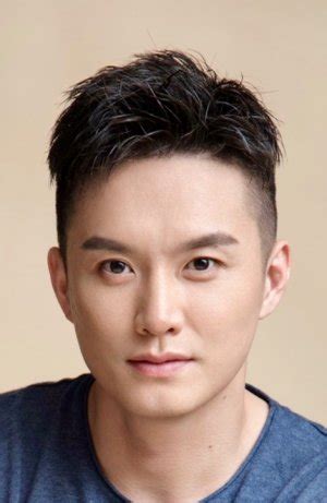 Wang guan actor