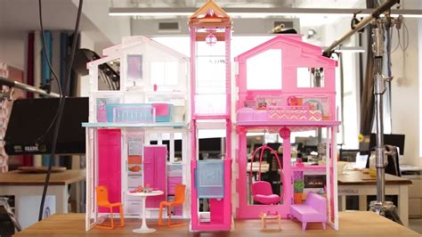 Want to design your own Barbie Dream House? Here are the colors the pros suggest — and where to use them