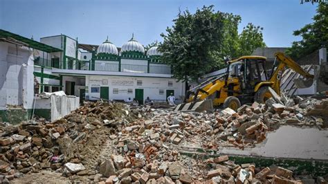 Waqf Board files police plaint against demolition drive at New …