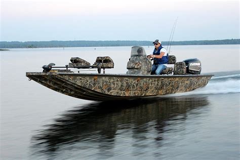War eagle boats. Youtube. War Eagle Boats are the toughest boats on the water! All welded and constructed from heavy gauge aluminum, we challenge you to compare our quality to any other aluminum boat. War Eagle Boats is proud to offer 10 licensed camouflage paint options. We've got the pattern to blend you in perfectly to your hunting environment. 
