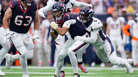 Ward saves game with interception as Texans beat Broncos 22-17