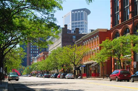 Warehouse district cleveland. The consultant will be paid $100,000, which includes a $75,000 grant from the Northeast Ohio Areawide Coordinating Agency and funds from the Historic Warehouse District and the Downtown Cleveland ... 