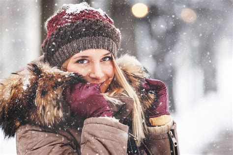 Warm clothes. WARM meaning: 1. having or producing a comfortably high temperature, although not hot: 2. Warm clothes and…. Learn more. 