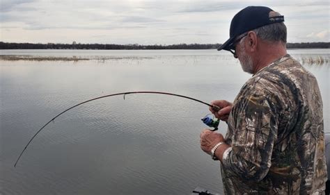 Warm spring day inspires a quest for crappies on Lake Sarah