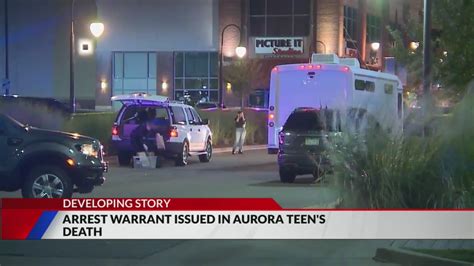 Warrant issued for suspect in Aurora mall shooting that killed teen