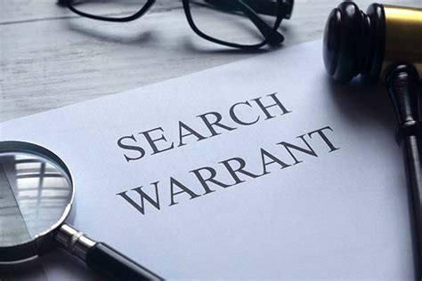 Warrant search columbus ohio. Delaware County Ohio Warrant Search In order to search for active arrest warrants in Delaware County Ohio , you can either physically go to your local police department, pay a small fee and get the report you need (not the best choice of you need to check your own name) or you can use our advanced online warrant record databases to instantly and … 