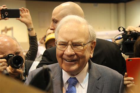 Warren Buffett's Insurance Empire Doesn't Pay 