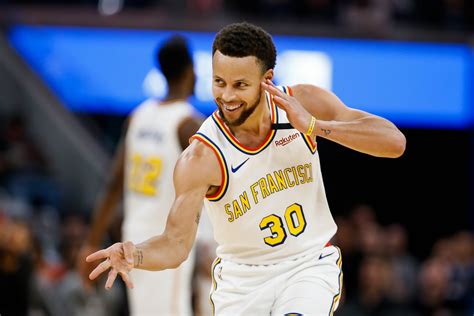 Warriors’ Curry named West player of the week for game-winner, hot shooting