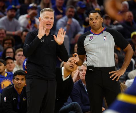 Warriors insist they can’t risk tanking for preferred playoff matchup