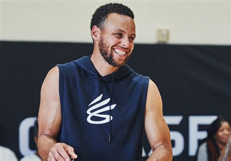 Warriors star Steph Curry signs new potential lifetime deal with Under Armour