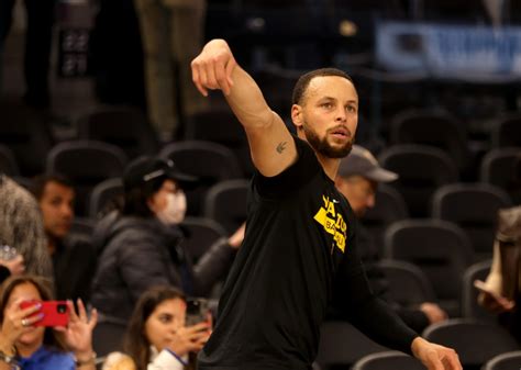 Warriors star Steph Curry to star in NBC mockumentary series: report