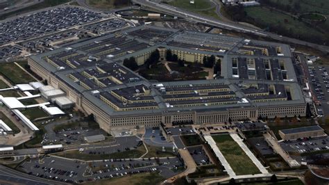 Washington Post: Person behind leaked Pentagon documents worked on military base