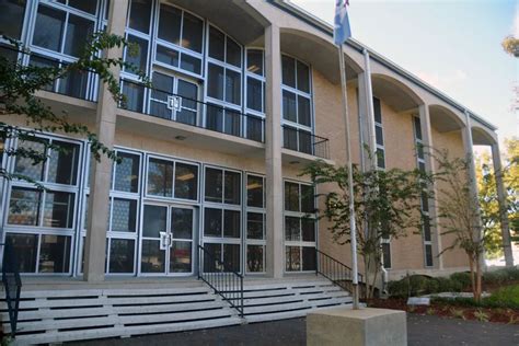 Washington parish courthouse online.  is the District Judge for Division ...