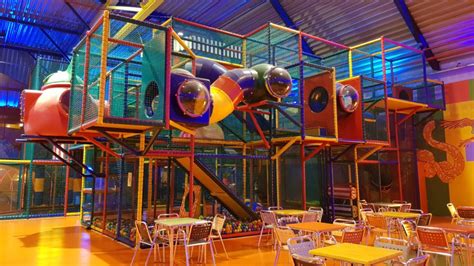 Wat is de grootste indoor speeltuin
