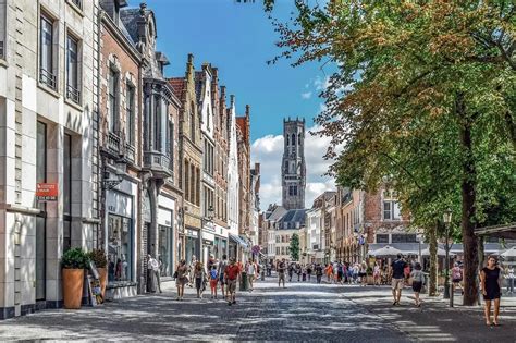 Wat is de grootste meubelboulevard