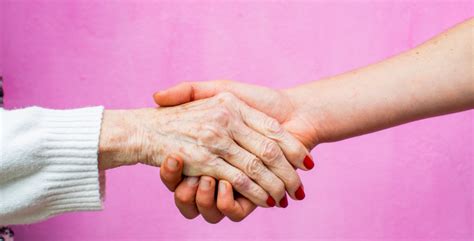 Wat is intergenerationele verbinding
