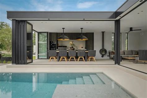 Wat kost een infinity pool
