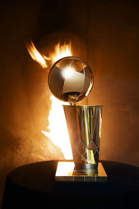 Watch: Did the Larry O'Brien trophy just arrive at Ball Arena?