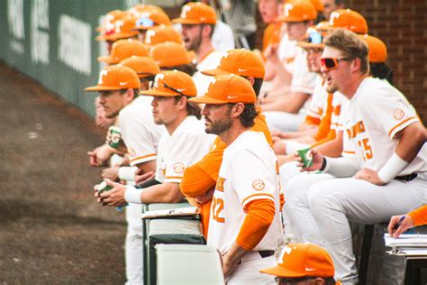 Watch: Tennessee’s Tony Vitello Tossed From Game, Has A