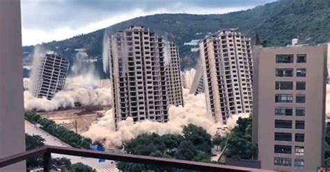 Watch As 15 Skyscrapers Simultaneously Explode In Mass …