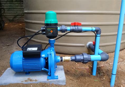Water pump for home. The Milwaukee transfer pump's flexible impeller and powerful pump move water at up to 480 Gal. per hour, generates up to 18 ft. of lift and produces up to 75 ft. of head height. As a part of the M18 System, REDLITHIUM battery packs power the water transfer pump, which delivers up to 240 Gal. moved per charge on an XC5.0 battery pack. 
