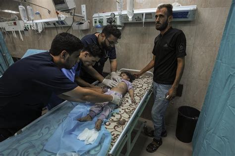 Water runs out at UN shelters in Gaza. Medics fear for patients as Israeli ground offensive looms