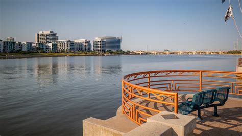 Water temperature of tempe town lake. Things To Know About Water temperature of tempe town lake. 