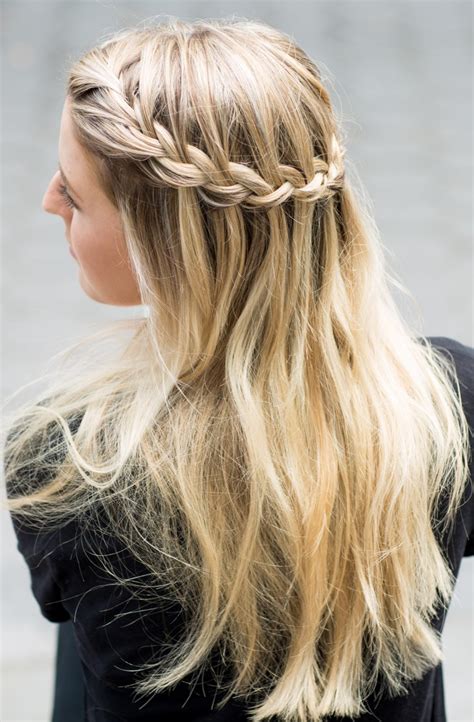 Waterfall braid. Apr 9, 2020 · Prep The Hair. According to Garnier celebrity hairstylist Millie Morales, when attempting a waterfall braid, you want your hair to be dry, detangled, and prepped with enough grit that the braid ... 