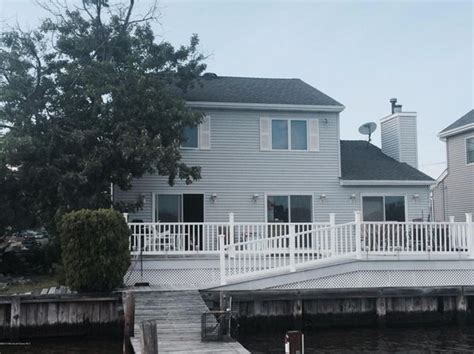 Waterfront homes for sale in brick nj. Things To Know About Waterfront homes for sale in brick nj. 
