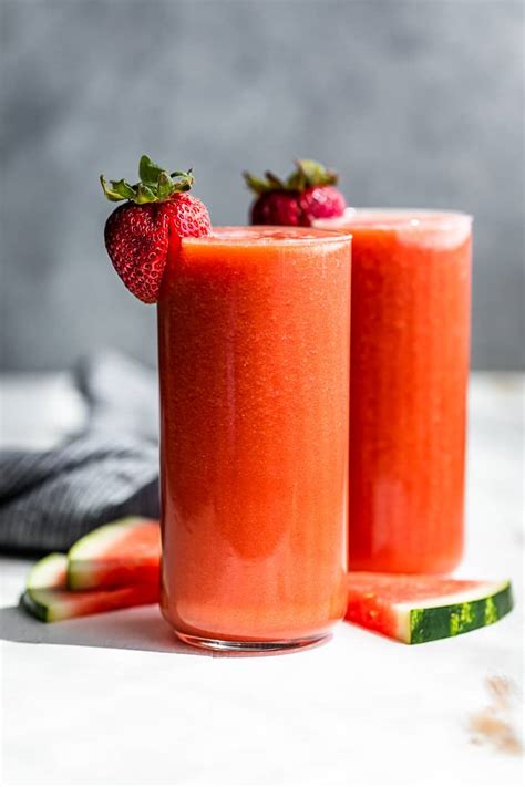 Watermelon and Strawberry Juice: The Perfect Summertime Refreshment