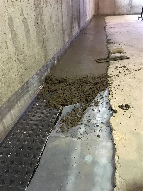 Waterproofing basements. The answer is gen­er­al­ly, “ It depends on what is needed”. The first step in foun­da­tion water­proof­ing is to iden­ti­fy the source of the leak in your wet base­ment. We begin by con­sult­ing with the home­own­er to deter­mine how, when, and where the prob­lem occurs. If the base­ment is unfin­ished, diag­no­sis is ... 