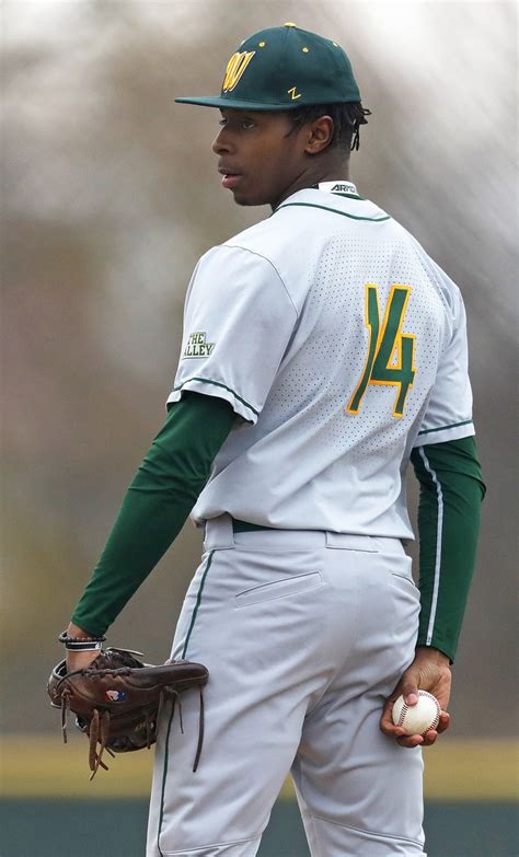 Waubonsie Valley’s Jarron Thompson, an MLB prospect, gets ready to make his pitch. ‘Embrace it and enjoy it.’