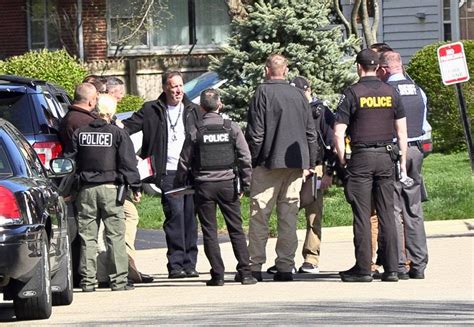 WAUCONDA, Ill. (CBS) -- A man was found dead in a pool of blood Wednesday afternoon in Wauconda. At 1:23 p.m., Wauconda police officers and fire personnel were called for a man found unconscious ...