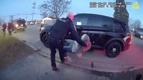 Waukegan police officer charged after throwing handcuffed person to ground