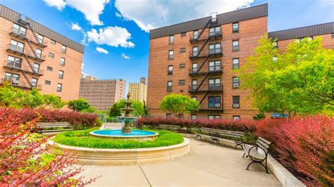 Rego Gardens is an apartment community located in Queens County and the 11374 ZIP Code. This area is served by the New York City Geographic District #24 attendance zone. ... Wavecrest Gardens. 2010 Seagirt Blvd, Far Rockaway, NY 11691. 1 / 32. 3D Tours. Videos; Virtual Tour; $2,050. 1 Bed.. 