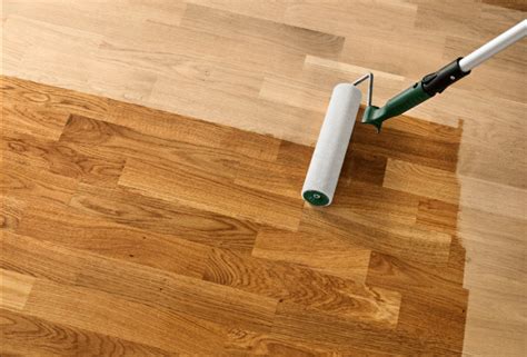 Wax hardwood floors. Minwax Floor Finish - We ReFinished our Hardwood Floors with Minwax Polyurethane Floors Satin Finish and Minwax Weathered Oak Stain! Staining Hardwood Floors... 