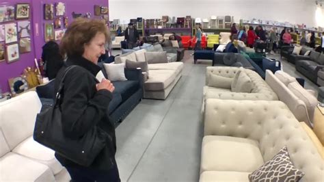 Wayfair outlet deer park. 15 likes, 0 comments - wayfairoutlet_deer_park_ny on March 15, 2024: "Life is better when you’re lounging on a comfortable sofa Take a trip down to Wayfair Outlet ... 