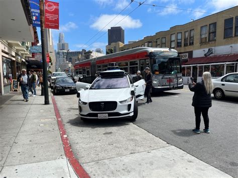 Waymo, Cruise vehicles have impeded emergency vehicle response 66 times this year: SFFD