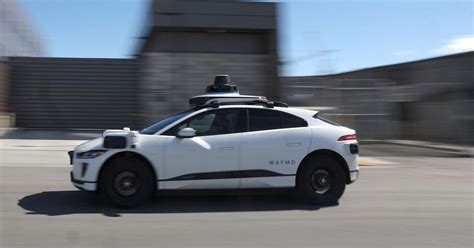 Chotibacchisex - Waymo recalls software after Google-owned self-driving taxis hit truck