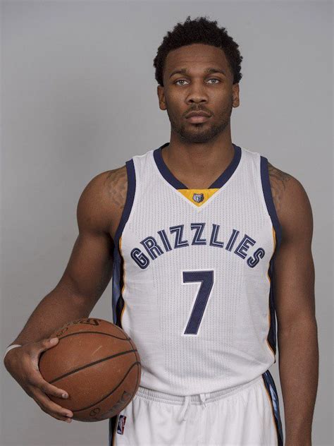 Wayne selden. Wayne Anthony Selden Jr. is a basketball player born on September 30, 1994 in Roxbury, Massachusetts. His height is six foot five (1m96 / 6-5). He is a shooting … 