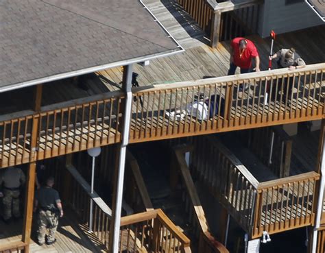 Wdbj shooting live full video youtube.  Aug 26, 2015 · MONETA, Va. .  ...