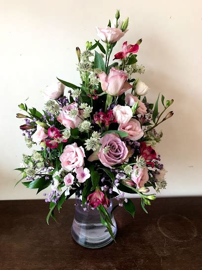 We are pleased to advise we are open... - Busy Lizzie Florist