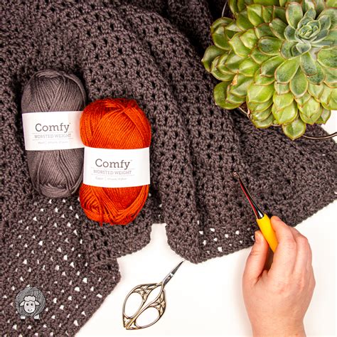 We crochet. Starry Splendor Blanket. $4.99. This bulky soft Billow yarn creates the best creature comforts: oversized cowls, wraps, pullovers, and cozy blankets. Get free shipping on orders over $35! 