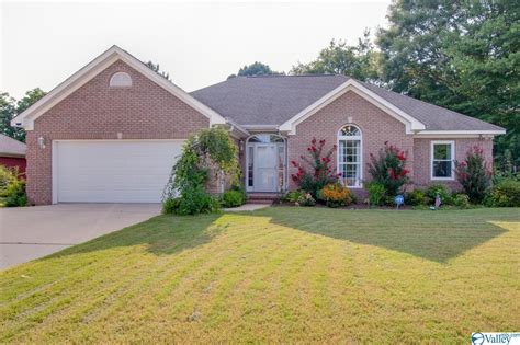 View 2 photos for 524 Wolf Trace Ln SW, Hartselle, AL 35640, a 4 bed, 3 bath, 2,019 Sq. Ft. single family home built in 2022 that was last sold on 05/31/2022.. 