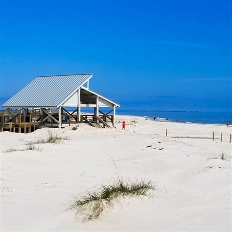  Get the monthly weather forecast for St. George Island, FL, including daily high/low, historical averages, to help you plan ahead. . 